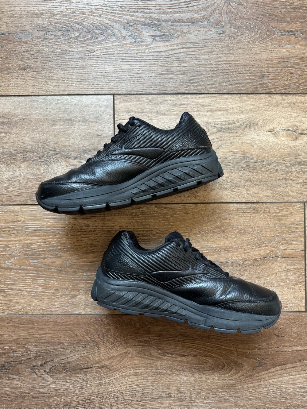 Brooks Ladies Addiction Walker 2